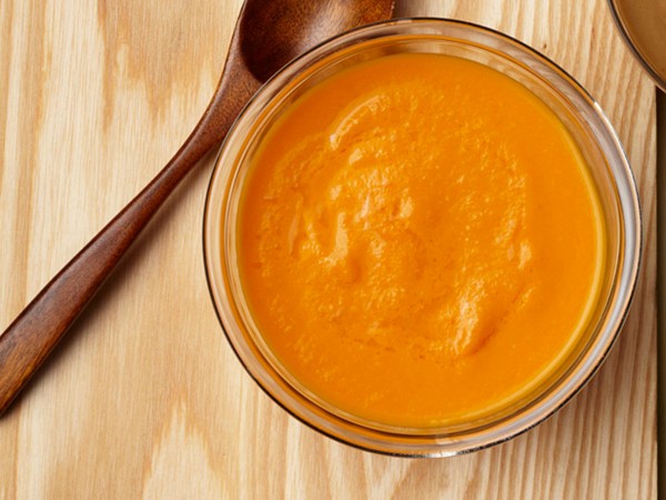 Carrot-ginger salad dressing