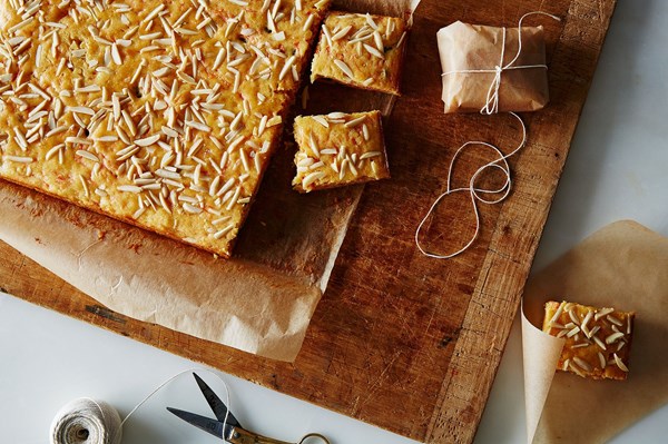 Carrot halwa blondie bars