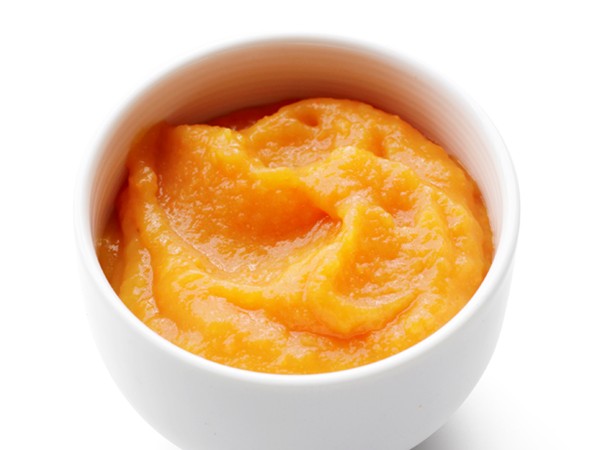 Carrot, mango and apple puree