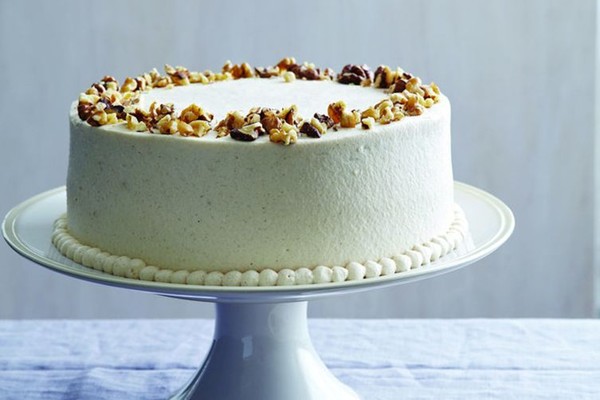 Carrot-pineapple cake with cream cheese frosting