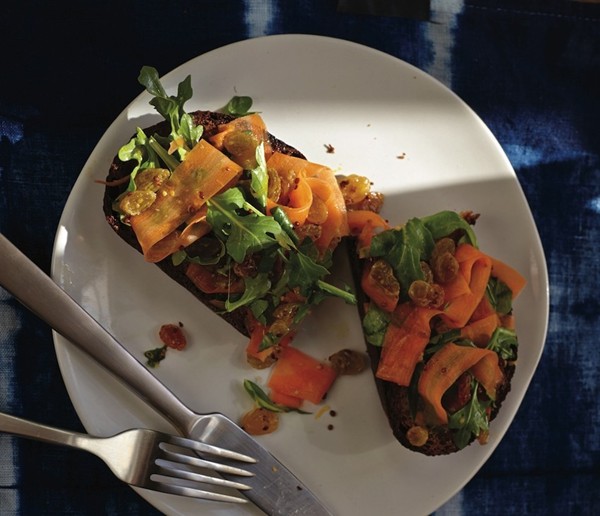 Carrot ribbons toast