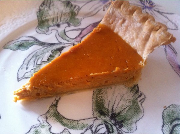 Carrot vanilla bean mascarpone pie