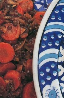 Carrots and lentils in olive oil (Zeytinyagli havuc)