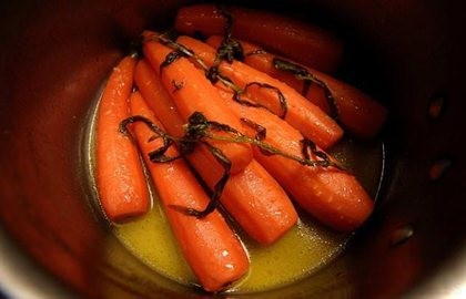 Carrots with tarragon and garlic