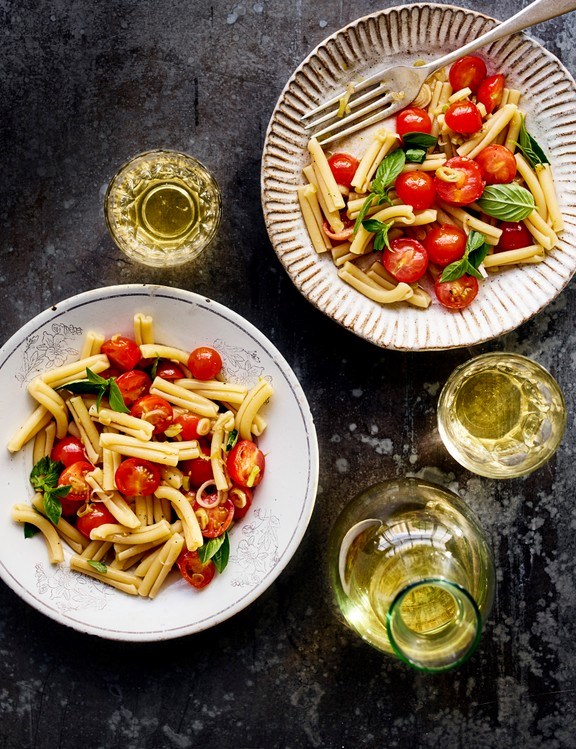Casarecce with raw tomato sauce