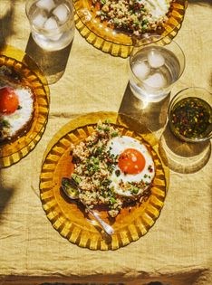 Cashew & cauliflower rice with chimichurri