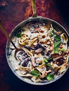 Cashew and mushroom Stroganoff