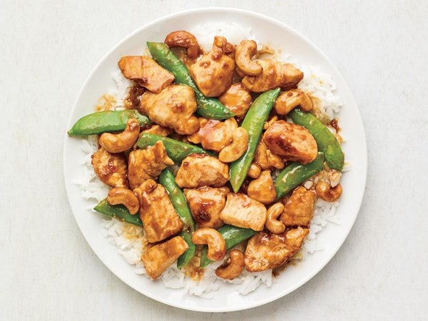 Cashew chicken with snap peas
