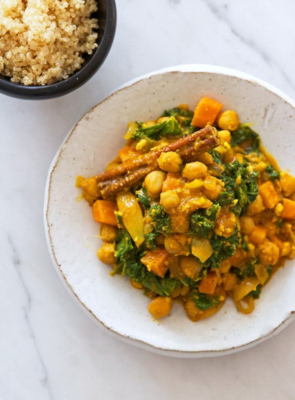 Cashew, chickpea and cardamom curry