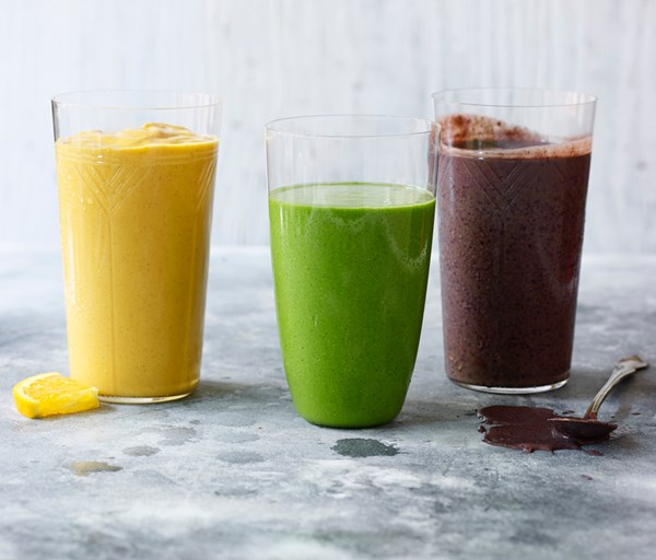 Cashew-chocolate smoothie