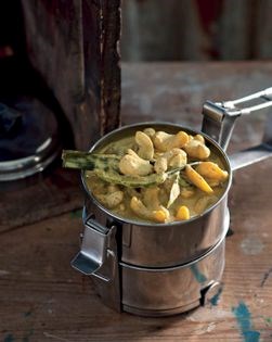 Cashew nut curry
