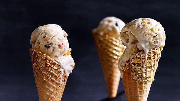Cassata ice-cream drumsticks