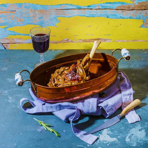 Casserole-roasted lamb with juniper berries (Arrosto di agnello al ginepro)