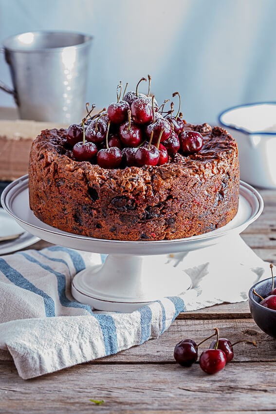 Cassic fruit cake with salted maple syrup