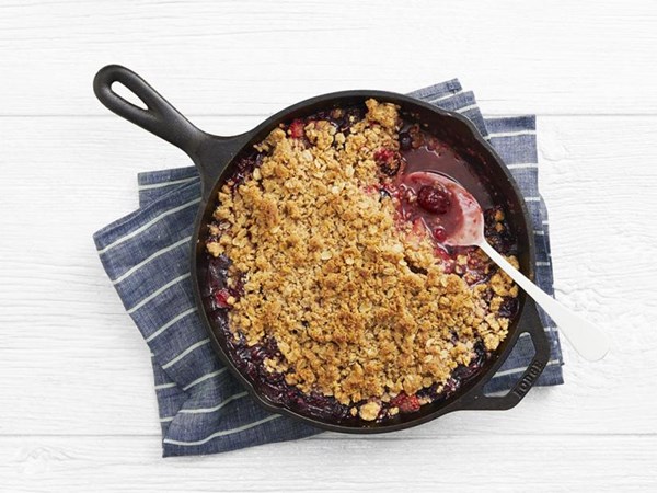 Cast-iron berry crisp