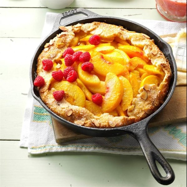 Cast-iron peach crostata