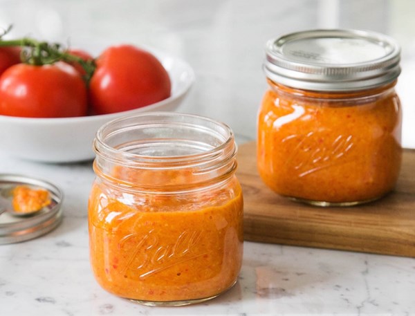 Catalan roasted-vegetable sauce (Romesco)