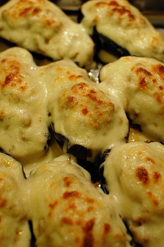 Catalan-style stuffed aubergines