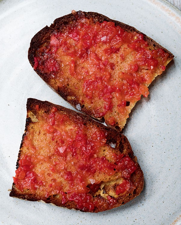 Catalan toast (Pa amb tomaquet)