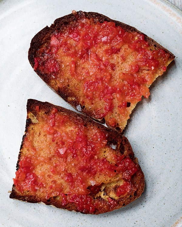 Catalan toasts (Pa amb tomàquet)