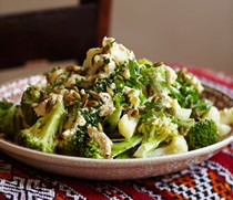 Cauliflower & broccoli salad