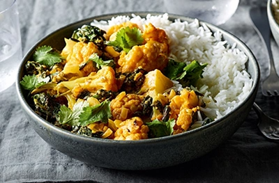 Cauliflower & spinach curry