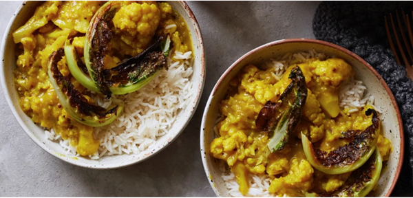 Cauliflower and banana curry
