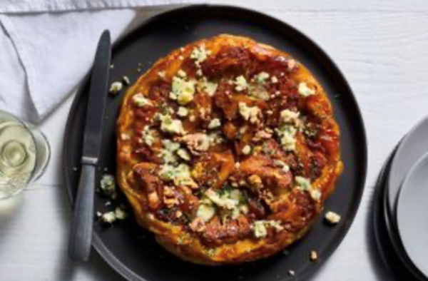 Cauliflower and eschalot tarte Tatin with blue cheese and walnuts