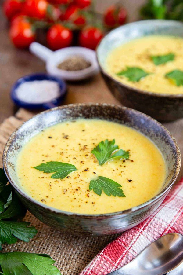 Cauliflower cheese soup