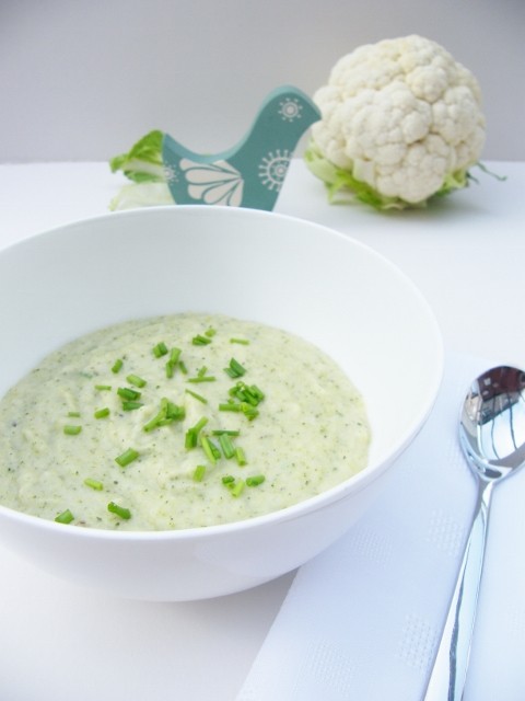 Cauliflower cheese soup with broccoli