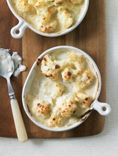 Cauliflower gratin with two cheeses