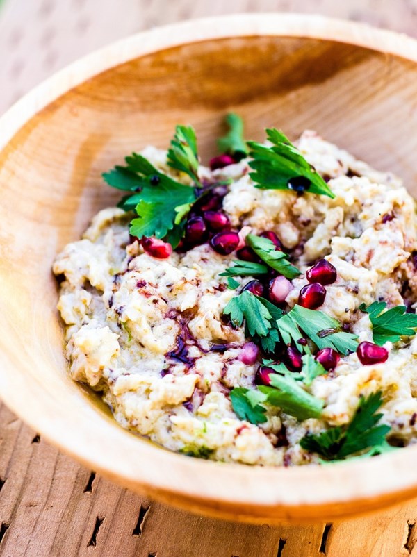 Cauliflower "hummus"