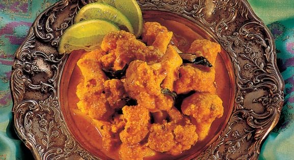 Cauliflower in coconut sauce