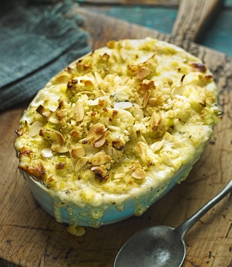 Cauliflower, leek and blue cheese gratin