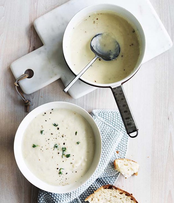Cauliflower, leek and cheddar soup