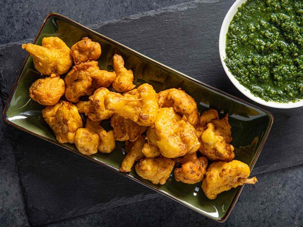 Cauliflower pakoras