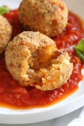 Cauliflower rice (arancini) balls