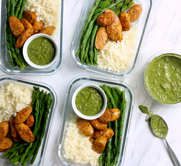 Cauliflower rice bowls with asparagus & chicken sausage