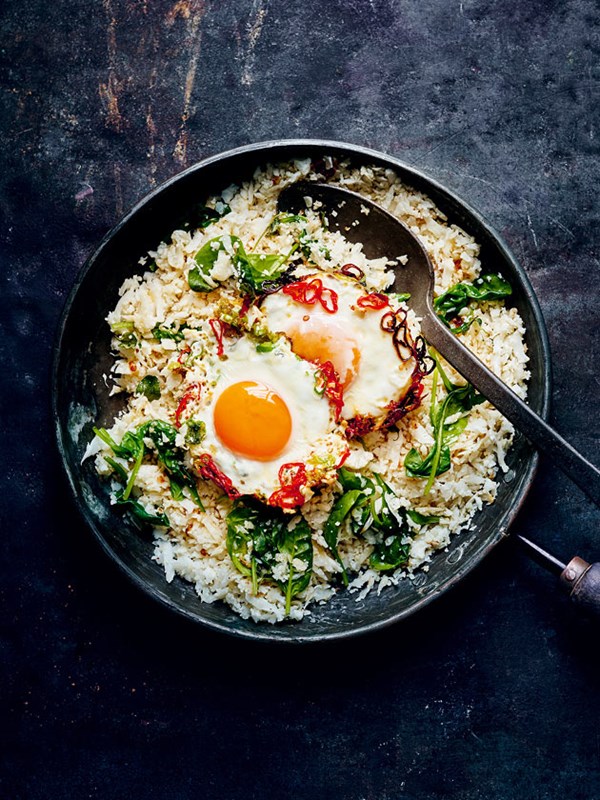 Cauliflower rice bowls with crispy chilli eggs