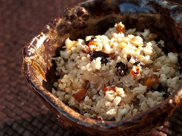 Cauliflower rice pilaf