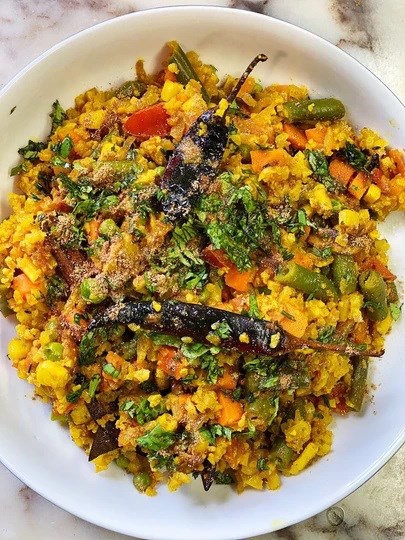 Cauliflower rice vegetable pulao