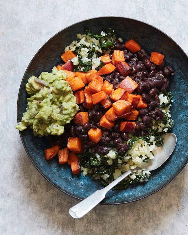 Cauliflower rice veggie bowls  (with Instant Pot black beans)