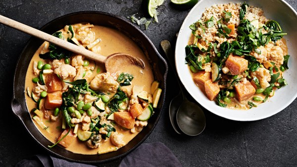 Cauliflower-sweet potato curry