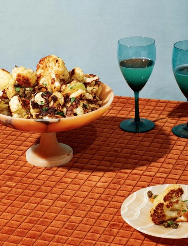 Cauliflower with anchovy oil and crispy capers