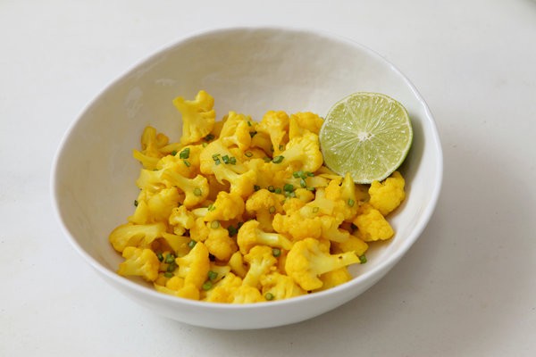 Cauliflower with curry butter