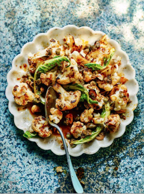 Cauliflower with garlic, vinegar and capers (Coliflor con ajos vinagre y alcaparras)