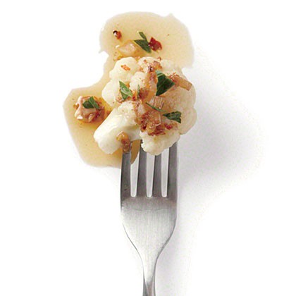 Cauliflower with warm garlic-anchovy dressing