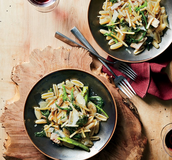 Cavatelli with tuna and broccoli rabe