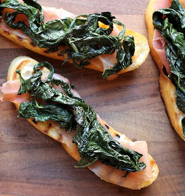 Cavolo nero and prosciutto bruschetta [Indrani Sen]