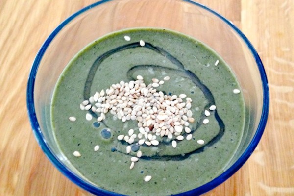 Cavolo nero banana smoothie 